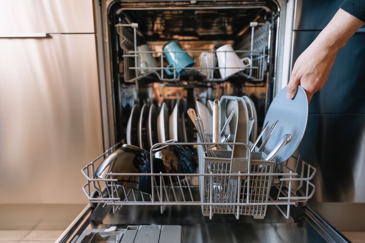 https://jacksonvilleappliancerepairsolution.com/contact-us/